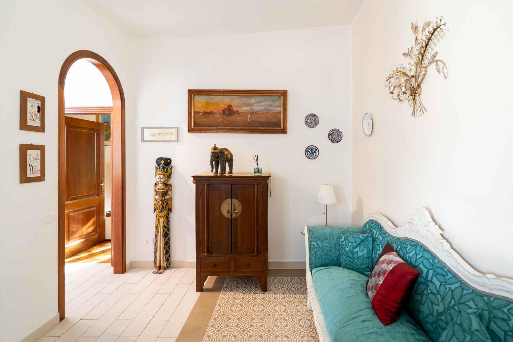 Sunny Courtyard Apartment Пьомбино Екстериор снимка